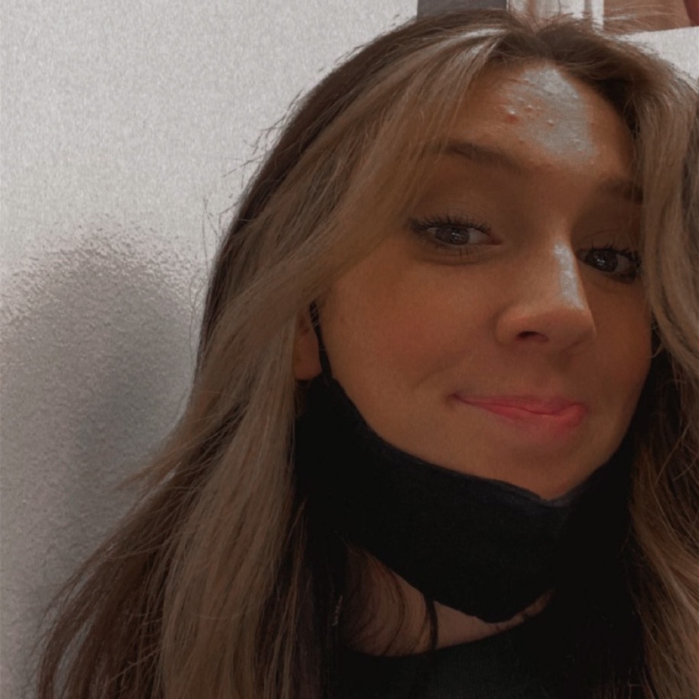 Meet your Posher, Riley